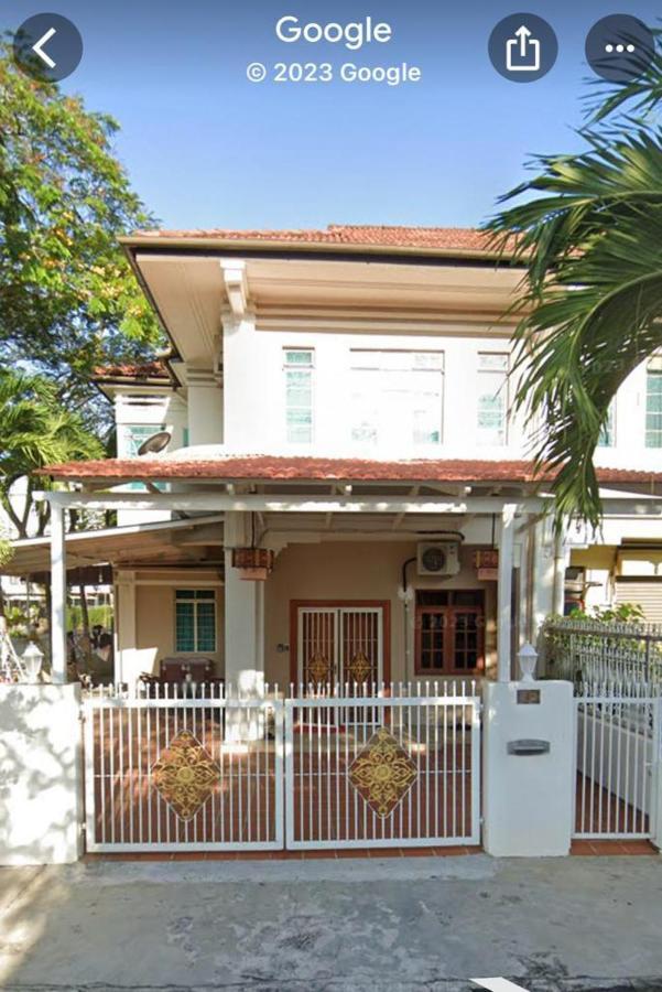 Myroom Georgetown, Off Jalan Burma, Gurney Drive Екстериор снимка