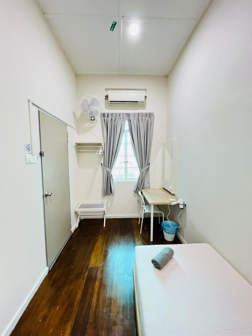 Myroom Georgetown, Off Jalan Burma, Gurney Drive Екстериор снимка